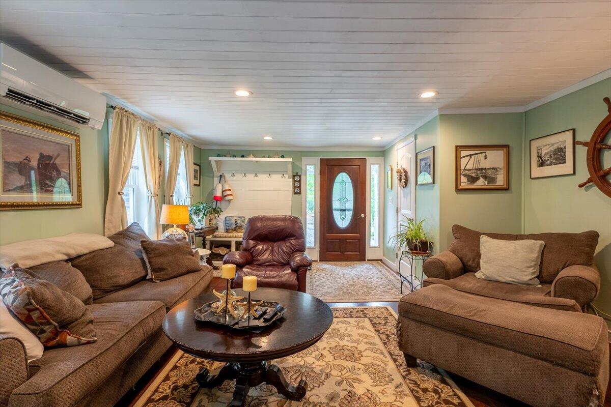 25 Pineview Ridge Road Boothbay, ME 04537 - Photo 4 of 36