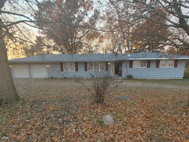 $365,000 | 2585 South Jugtown Road, Mazon, IL 60444