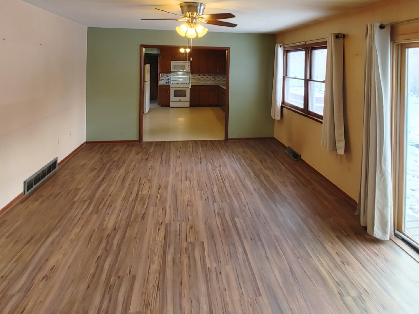 2585 South Jugtown Road Mazon, IL 60444 - Photo 8 of 46