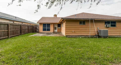 $320,000 | 3221 Pine Street, Galveston, TX 77551