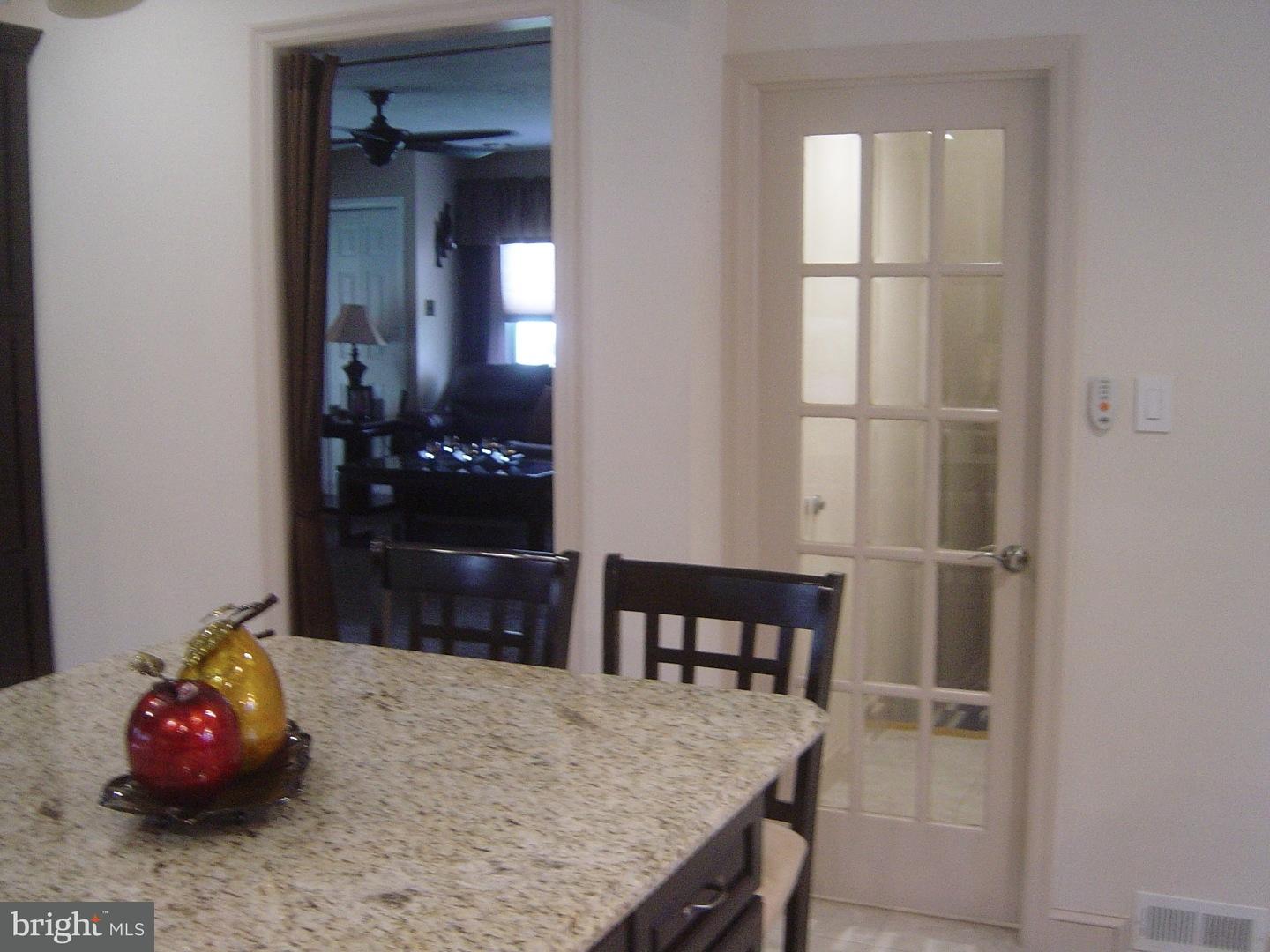 112 Glen Arbor Road Havertown, PA 19083 - Photo 17 of 25 Kitchen