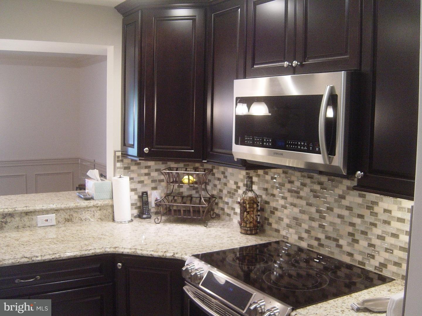 112 Glen Arbor Road Havertown, PA 19083 - Photo 4 of 25 Kitchen