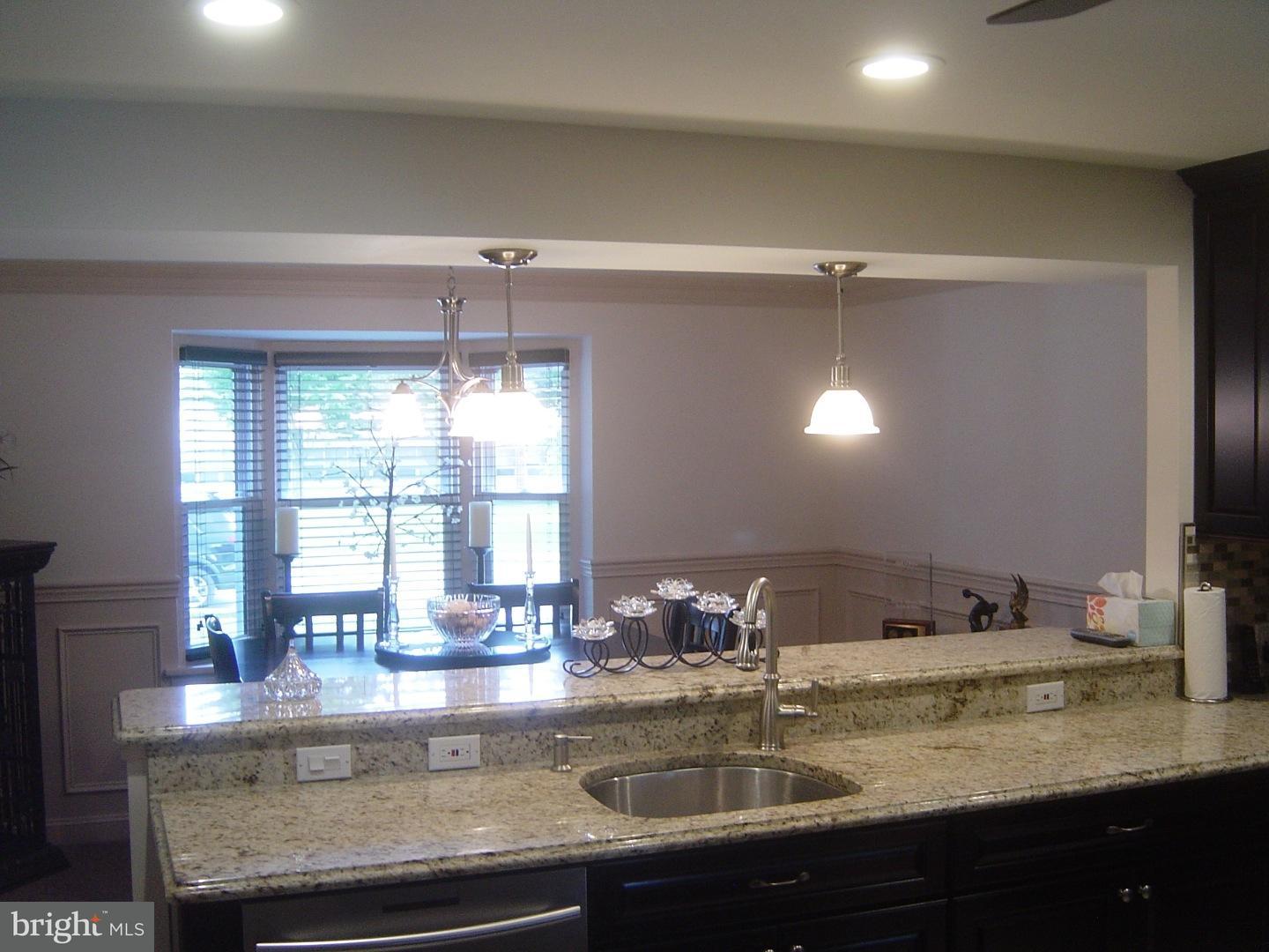 112 Glen Arbor Road Havertown, PA 19083 - Photo 5 of 25 Kitchen