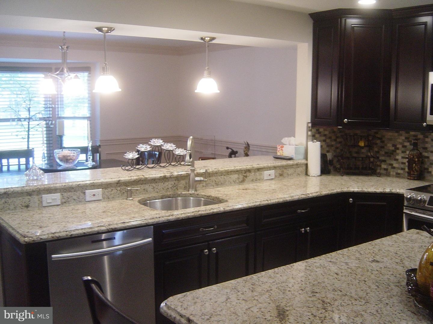 112 Glen Arbor Road Havertown, PA 19083 - Photo 9 of 25 Kitchen