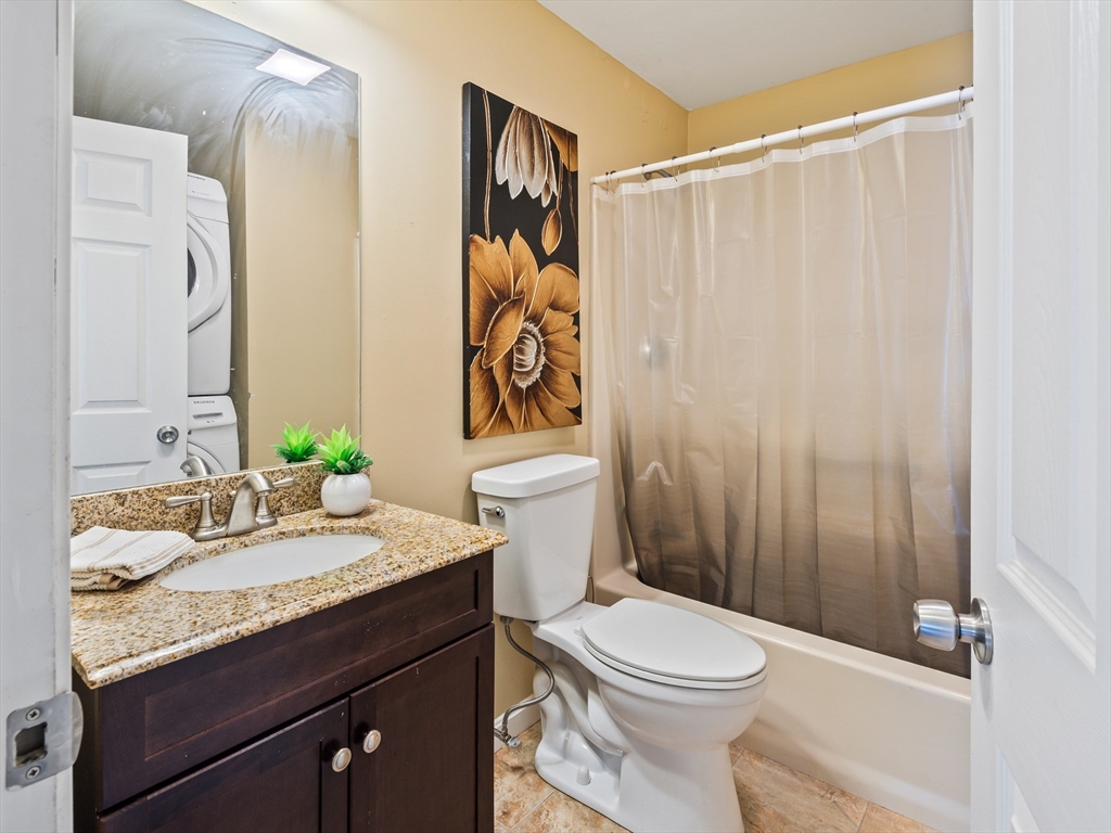 7 Gibbs Street, Unit 4 Worcester, MA 01607 - Photo 17 of 34 Gallery Image 17
