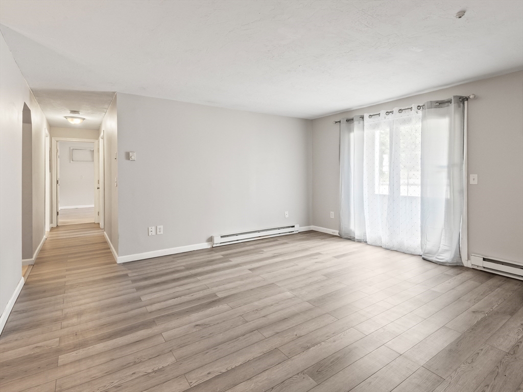 7 Gibbs Street, Unit 4 Worcester, MA 01607 - Photo 2 of 34 Gallery Image 2