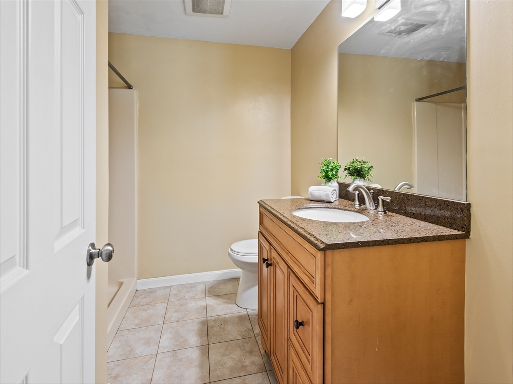 7 Gibbs Street, Unit 4 Worcester, MA 01607 - Photo 23 of 34 Gallery Image 23