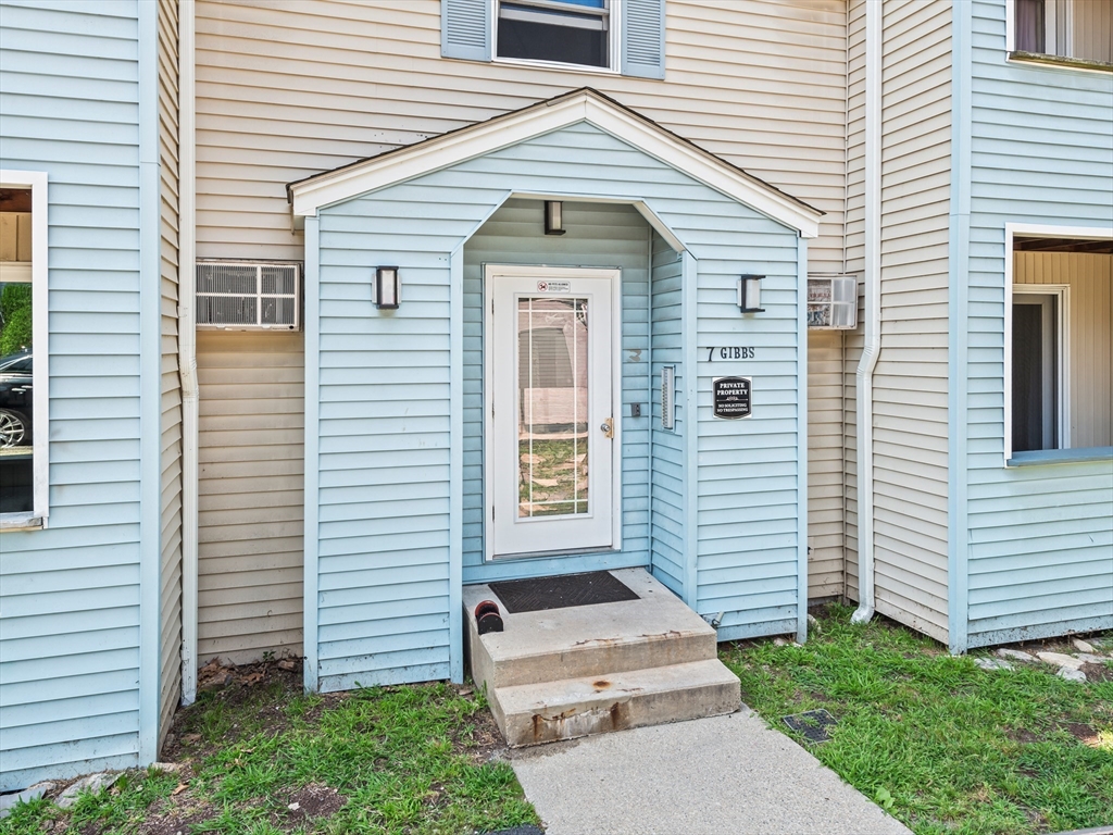 7 Gibbs Street, Unit 4 Worcester, MA 01607 - Photo 26 of 34 Gallery Image 26