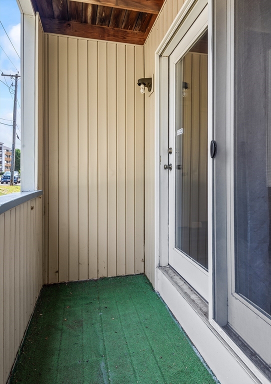 7 Gibbs Street, Unit 4 Worcester, MA 01607 - Photo 30 of 34 Gallery Image 30