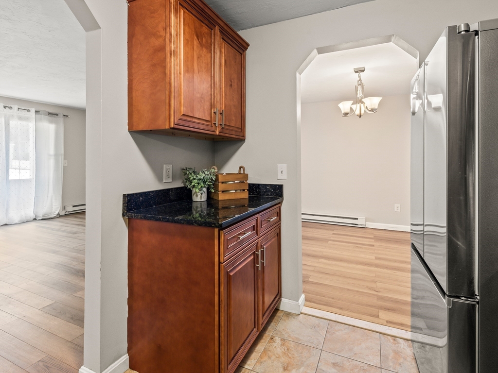 7 Gibbs Street, Unit 4 Worcester, MA 01607 - Photo 10 of 34 Gallery Image 10
