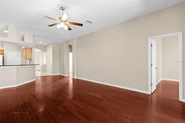 $2,850 | 4830 Sky Blue Drive, Lutz, FL 33558