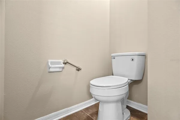 $2,850 | 4830 Sky Blue Drive, Lutz, FL 33558