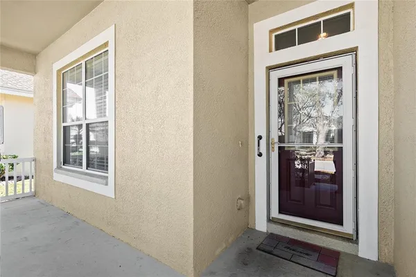$2,850 | 4830 Sky Blue Drive, Lutz, FL 33558