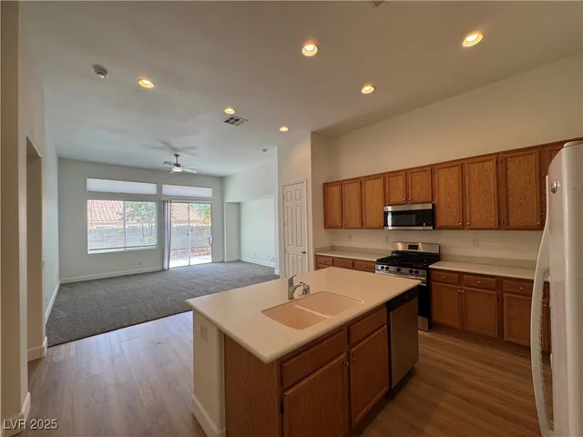 $2,495 | 5812 Coleman Street, North Las Vegas, NV 89031