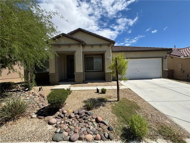 $2,495 | 5812 Coleman Street, North Las Vegas, NV 89031