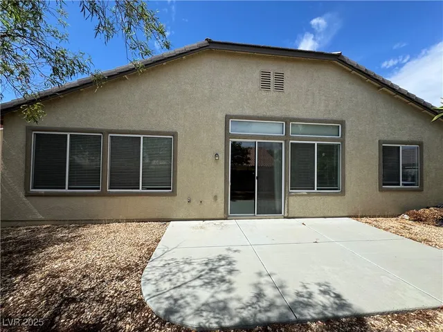 $2,495 | 5812 Coleman Street, North Las Vegas, NV 89031