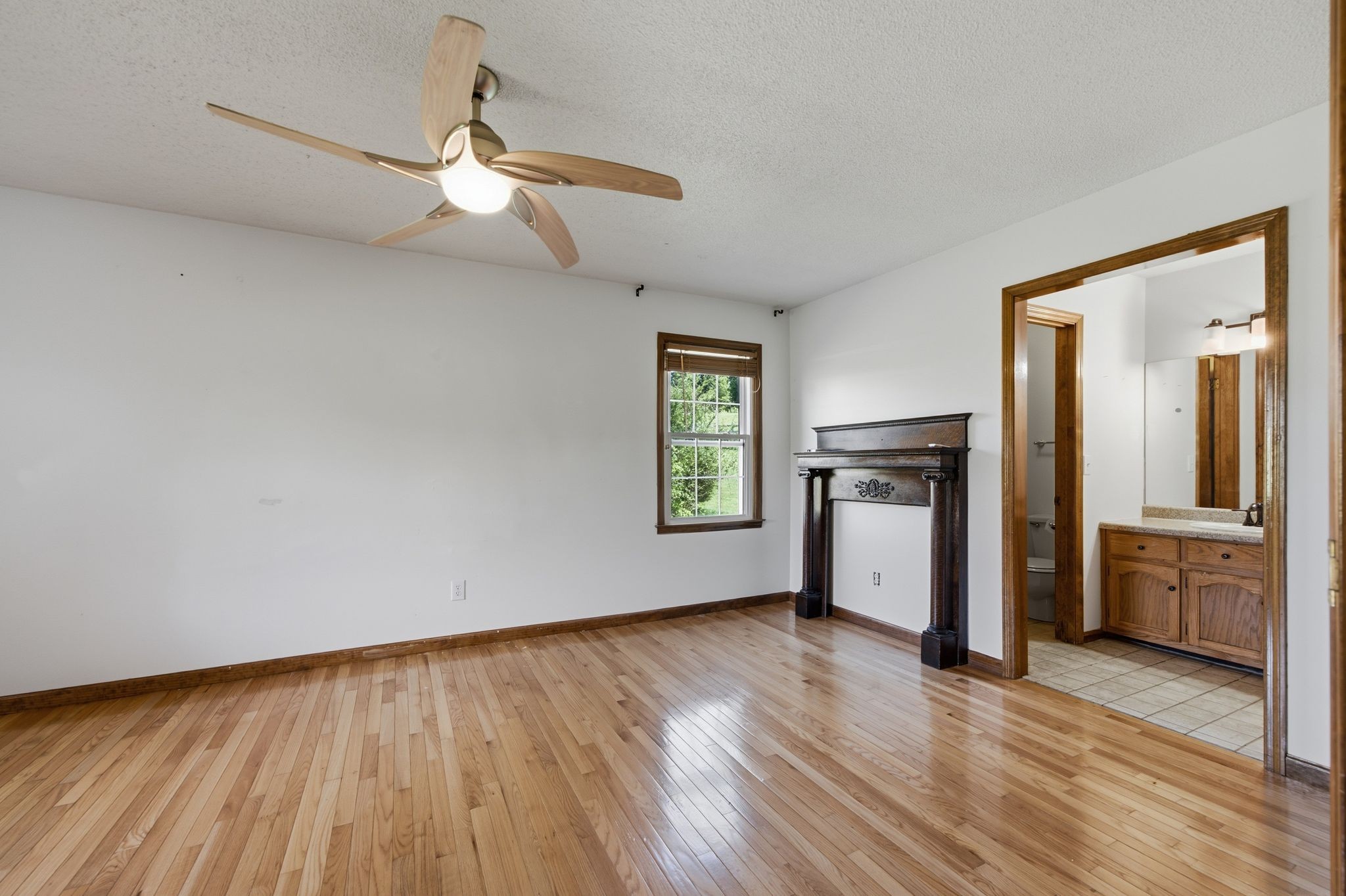 1801 Jordan Road Chapmansboro, TN 37035 - Photo 14 of 28