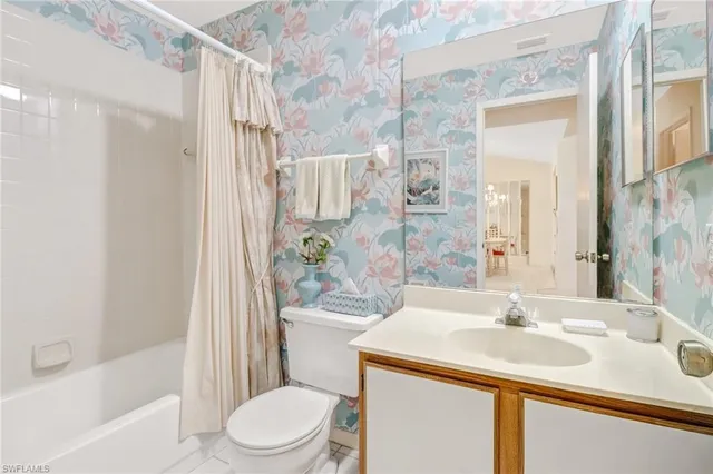 $2,250 | 1406 Churchill Circle, Unit P203, Naples, FL 34116