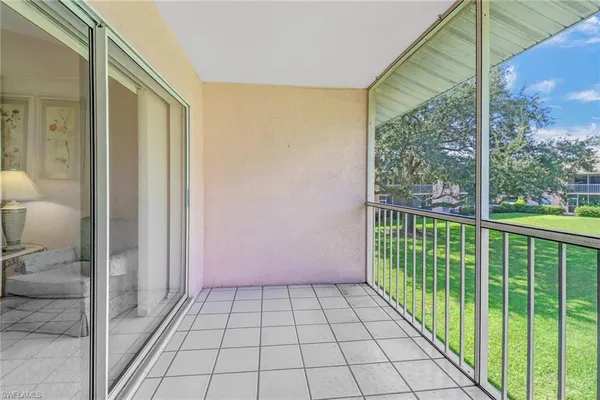 $2,250 | 1406 Churchill Circle, Unit P203, Naples, FL 34116