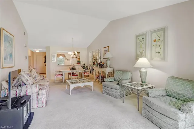 $2,250 | 1406 Churchill Circle, Unit P203, Naples, FL 34116