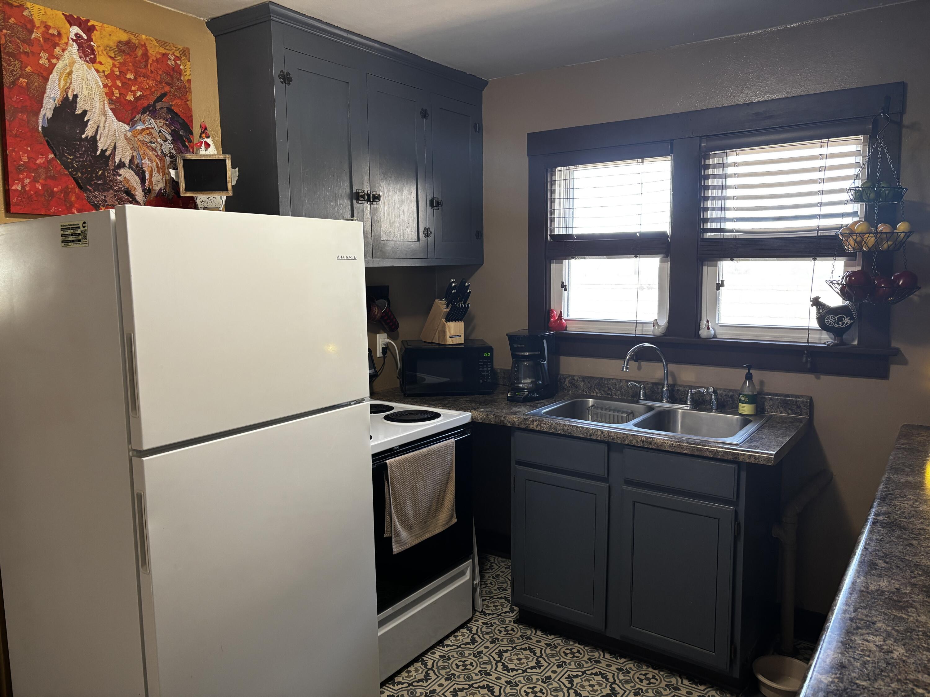 409 O'Connell Street Watertown, WI 53094 - Photo 13 of 40 Kitchen