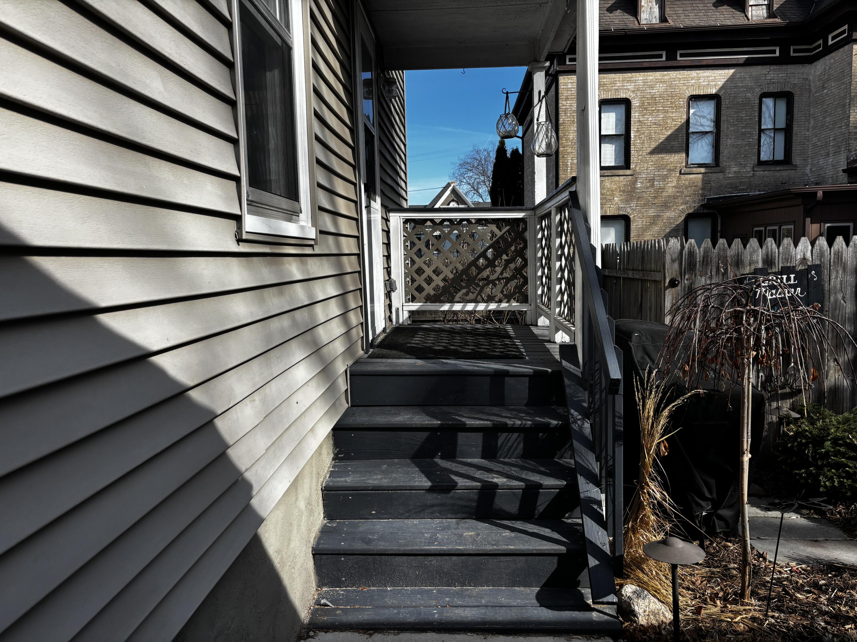 409 O'Connell Street Watertown, WI 53094 - Photo 35 of 40 Back Door Entrance