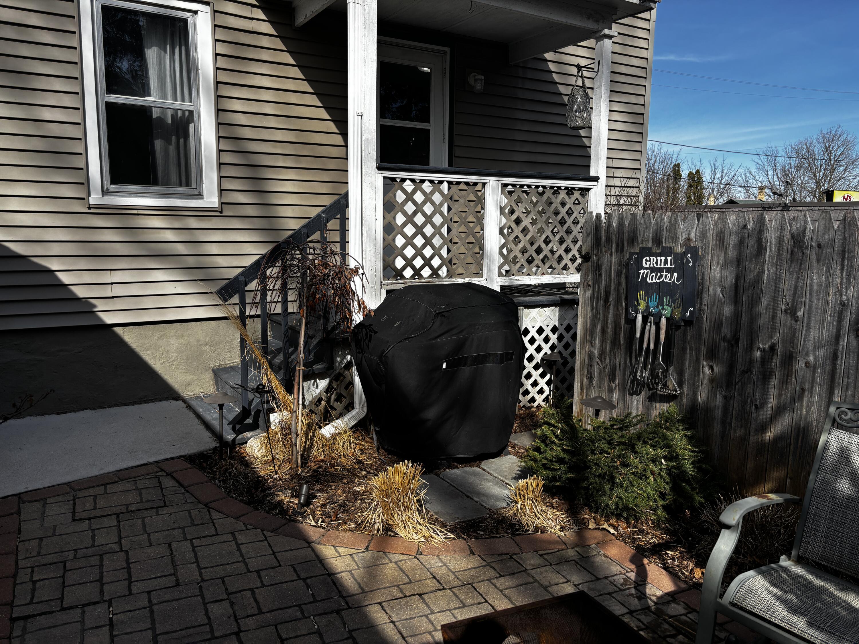 409 O'Connell Street Watertown, WI 53094 - Photo 37 of 40 View from backyard to back door