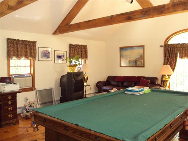 1 Elliott Road Sterling, MA 01564 - Photo 8 of 23 a living room with furniture and a window