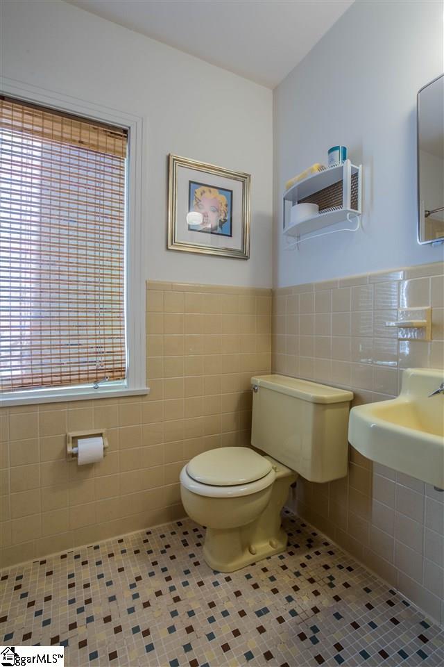 13 West Chaucer Road Greenville, SC 29617 - Photo 22 of 31 Gallery Image 22