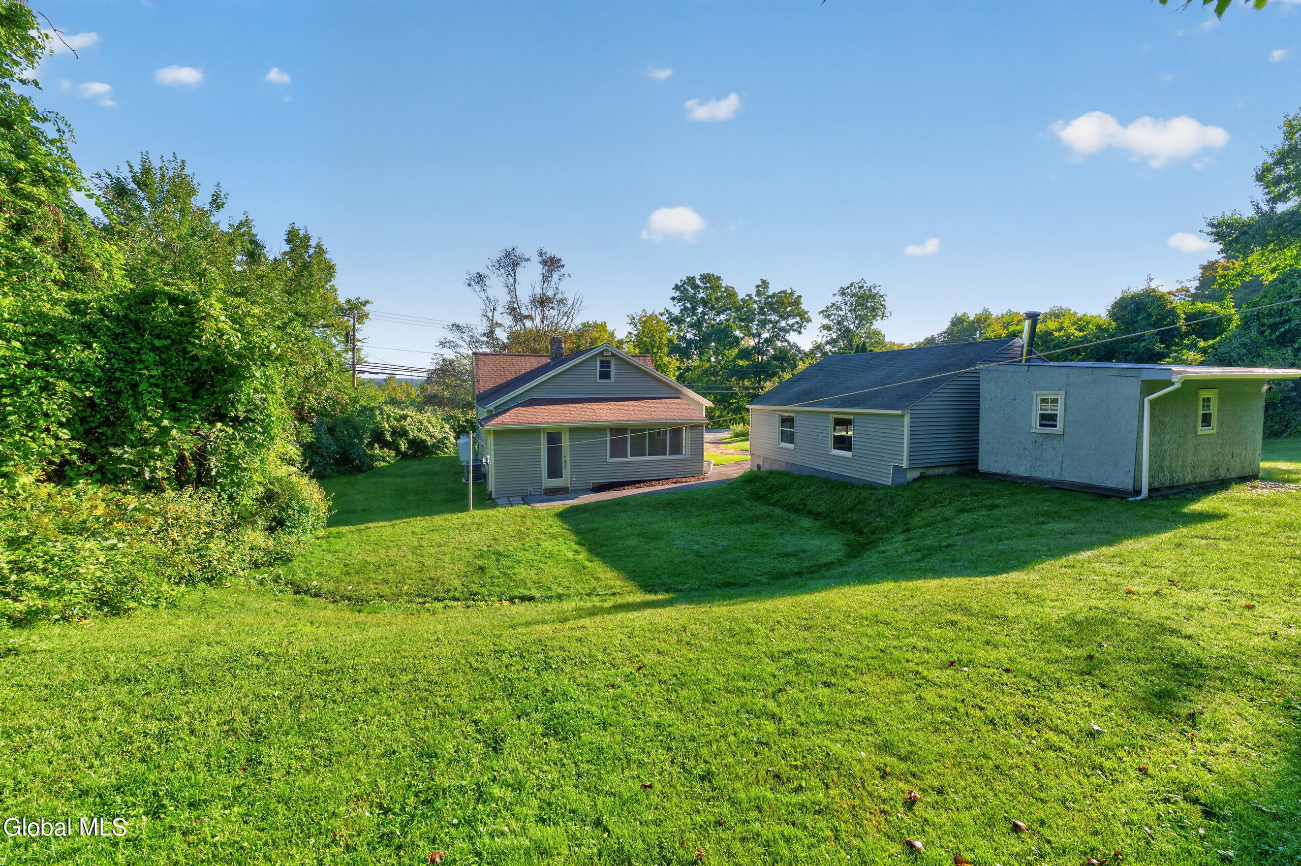 1059 Sacandaga Road Schenectady, NY 12302 - Photo 27 of 28 Yard 4