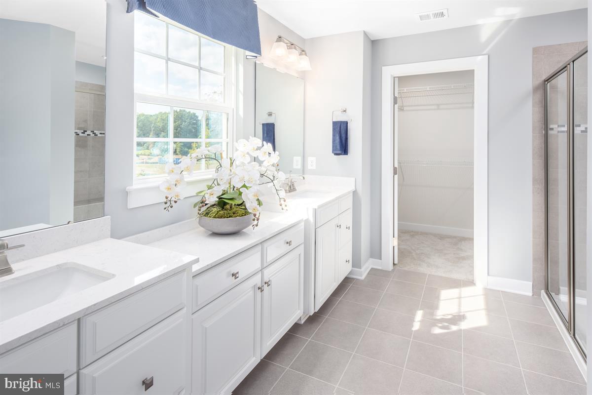 4404 Grandview Road Hanover, PA 17331 - Photo 9 of 16 Gallery Image 9