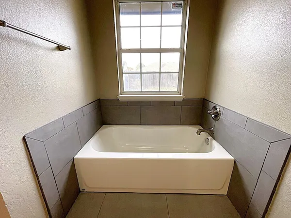 $1,800 | 6328 10th Street, Lubbock, TX 79416