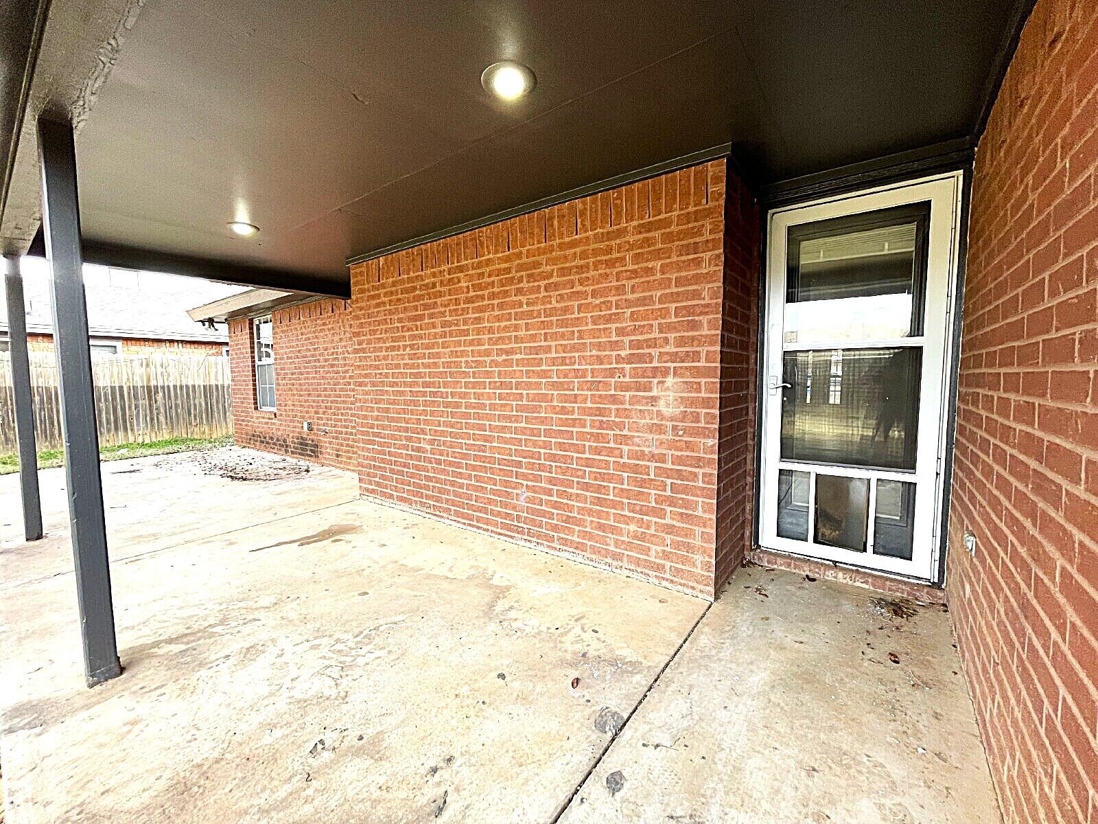 6328 10th Street Lubbock, TX 79416 - Photo 25 of 25 a view of an empty room