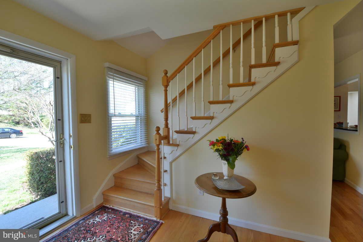 4703 Twinbrook Road Fairfax, VA 22032 - Photo 2 of 30 Foyer entrance to home.