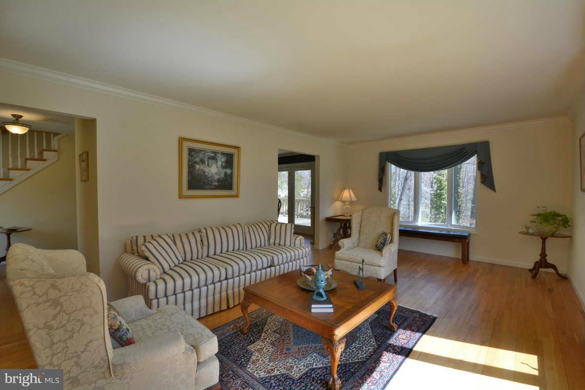 4703 Twinbrook Road Fairfax, VA 22032 - Photo 14 of 30 Large and bright living room.