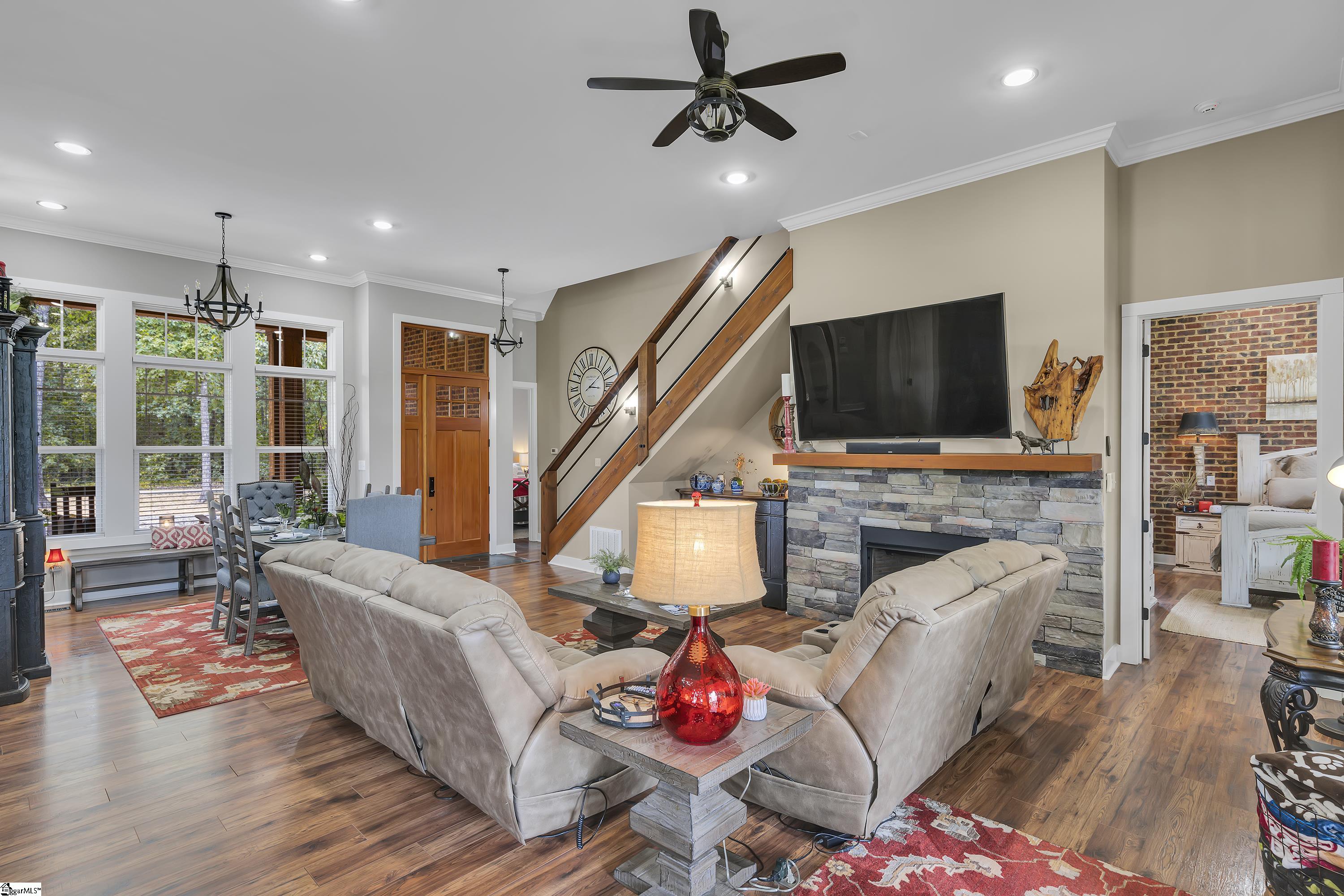 315 Spring Valley Road Inman, SC 29349 - Photo 4 of 36