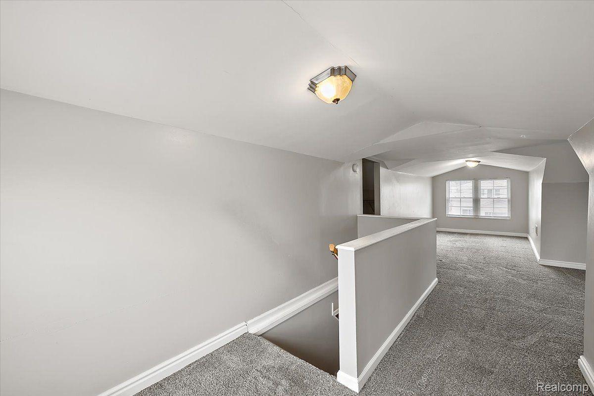 1810 Manse Road Waterford, MI 48328 - Photo 23 of 34 Gallery Image 23