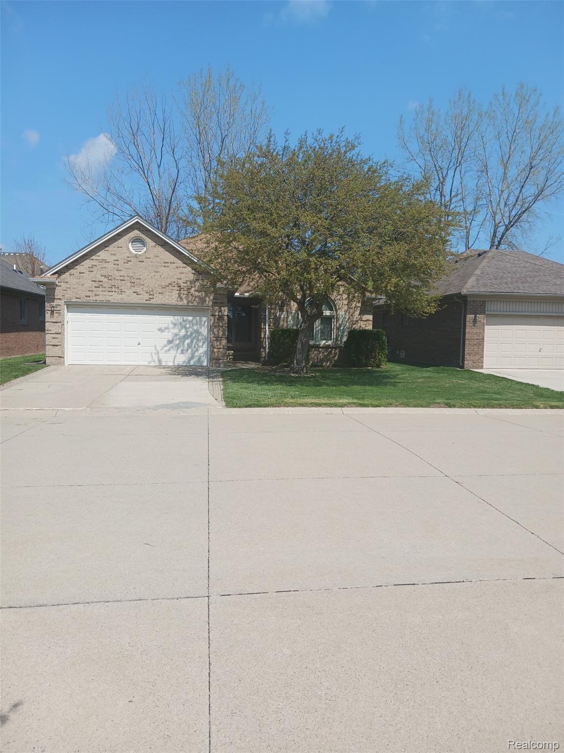 21767 Sunset Drive, Unit 25 Macomb, MI 48044 - Photo 10 of 13 Resized_1000003397.JPEG