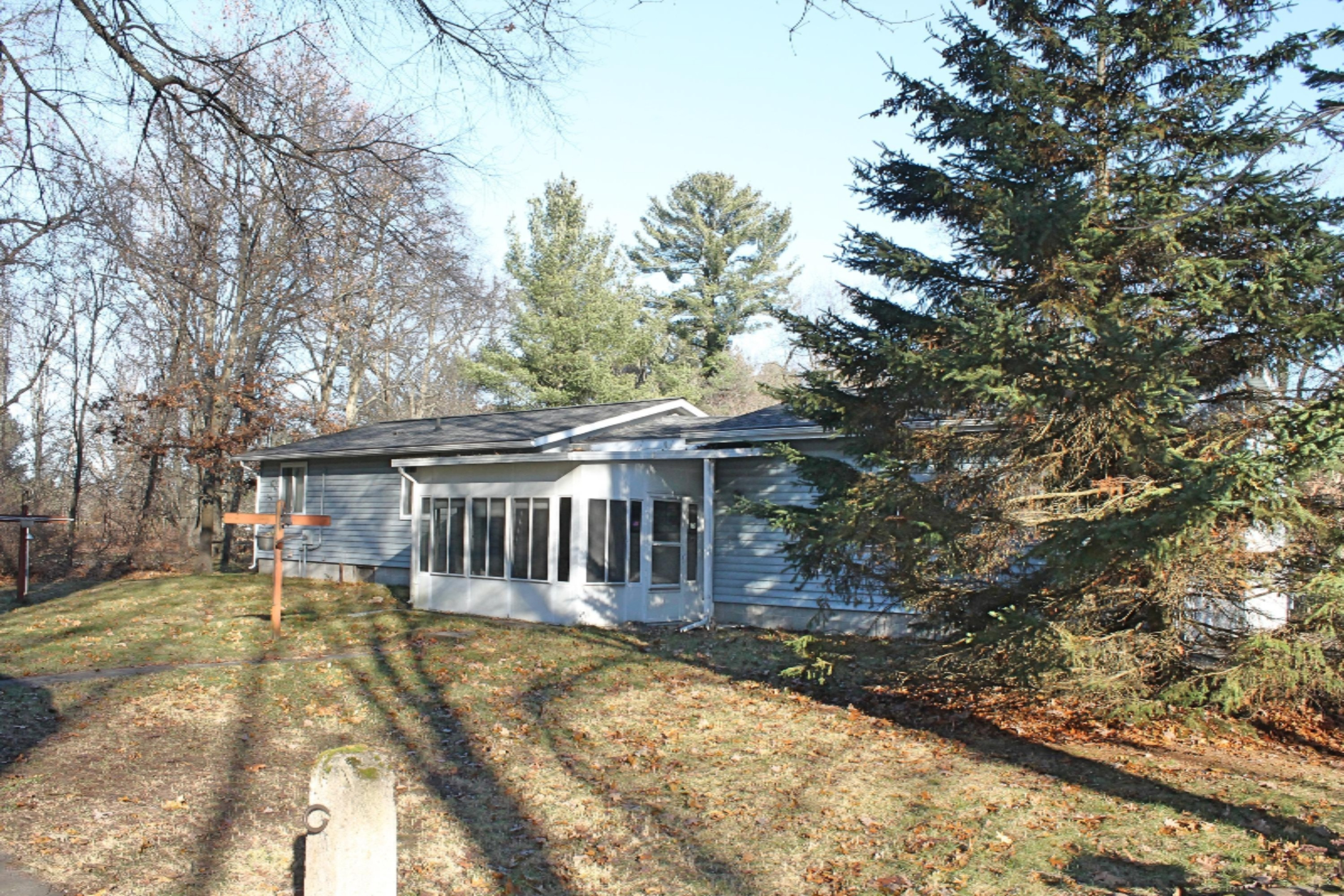 1535 Horton Road Muskegon, MI 49445 - Photo 5 of 19 back