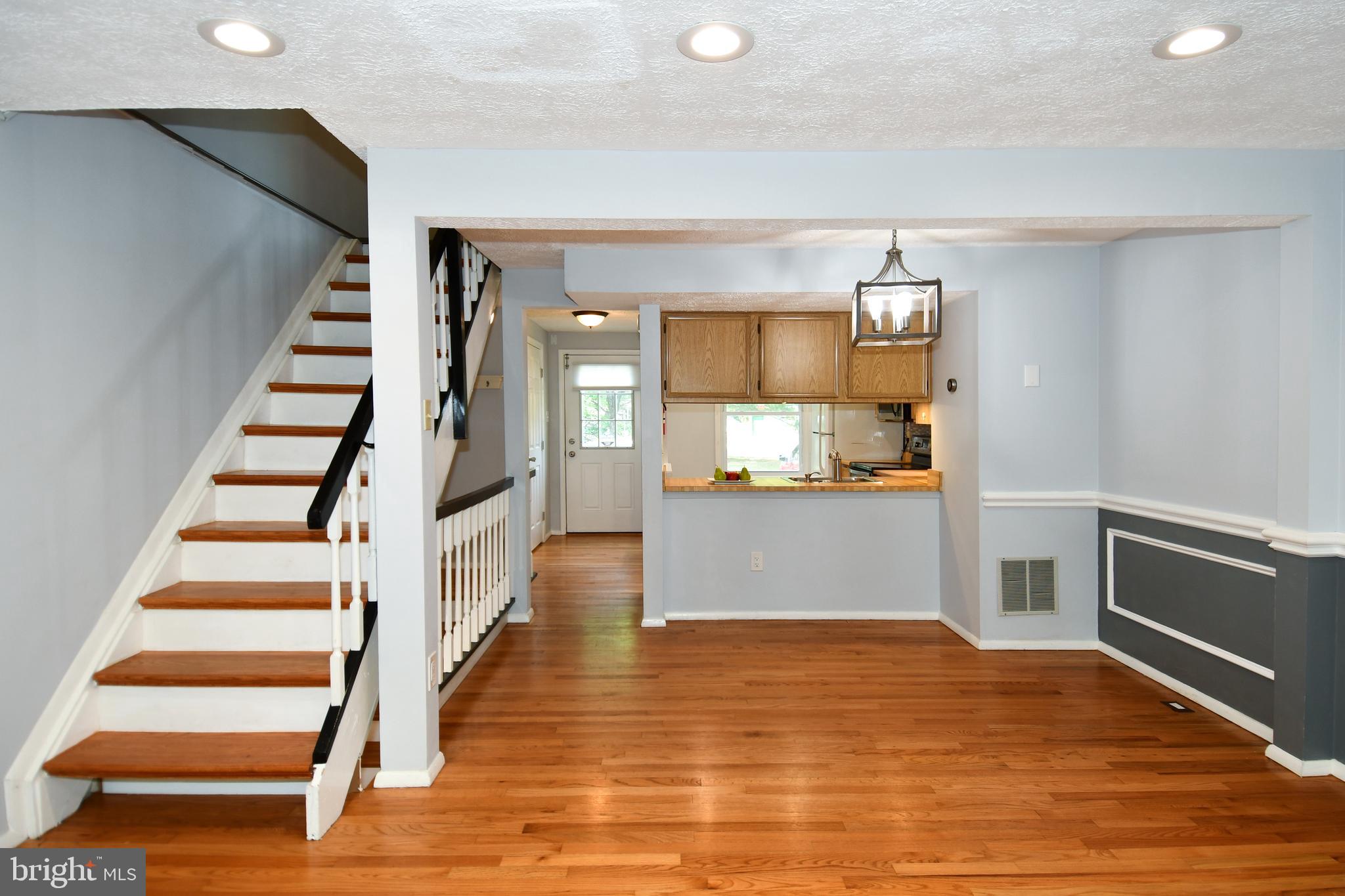 8317 Windfall Road Springfield, VA 22153 - Photo 14 of 35