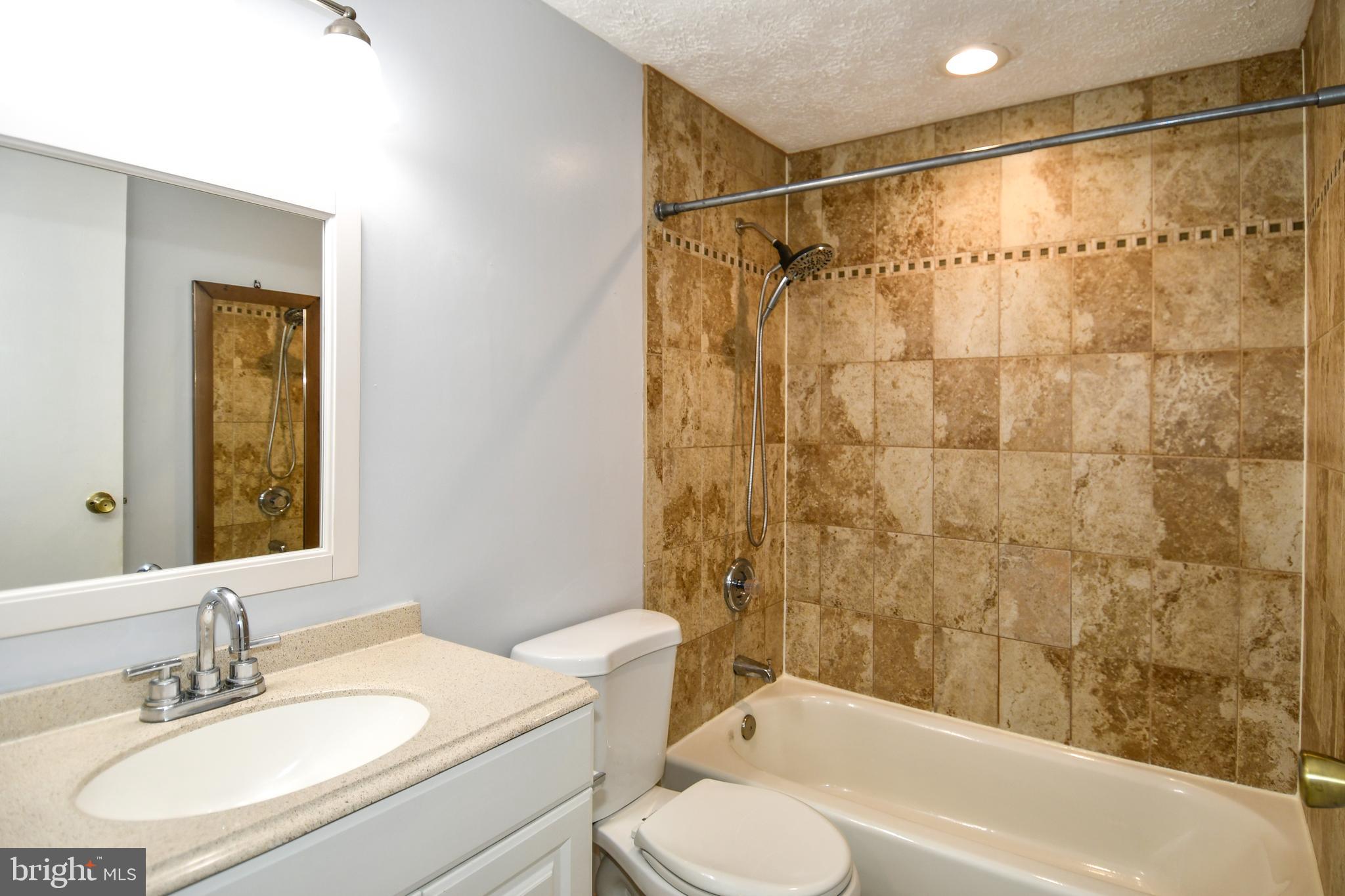 8317 Windfall Road Springfield, VA 22153 - Photo 18 of 35