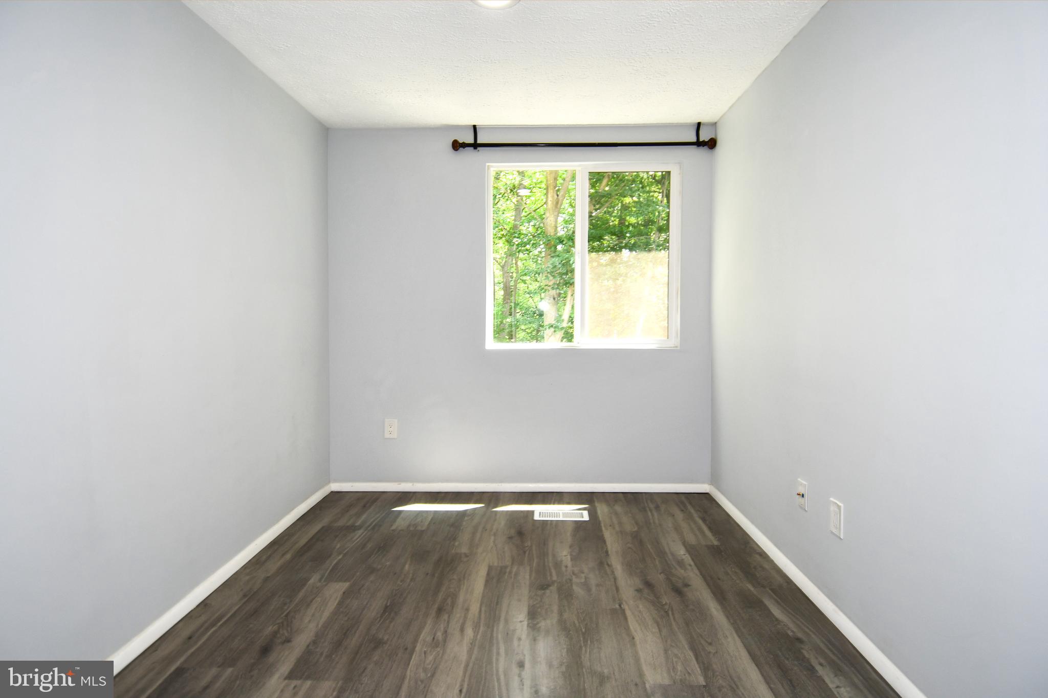 8317 Windfall Road Springfield, VA 22153 - Photo 24 of 35