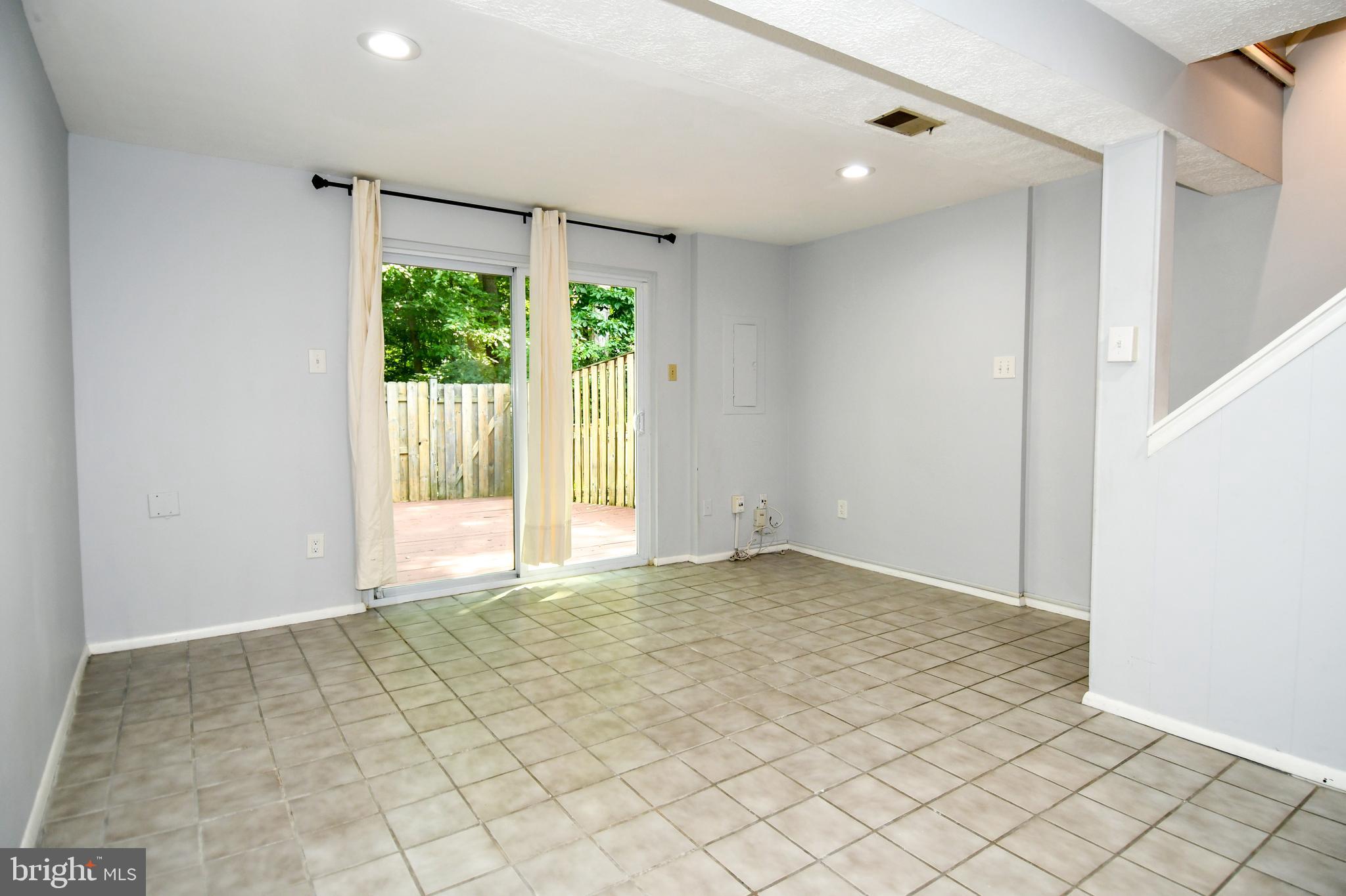 8317 Windfall Road Springfield, VA 22153 - Photo 27 of 35