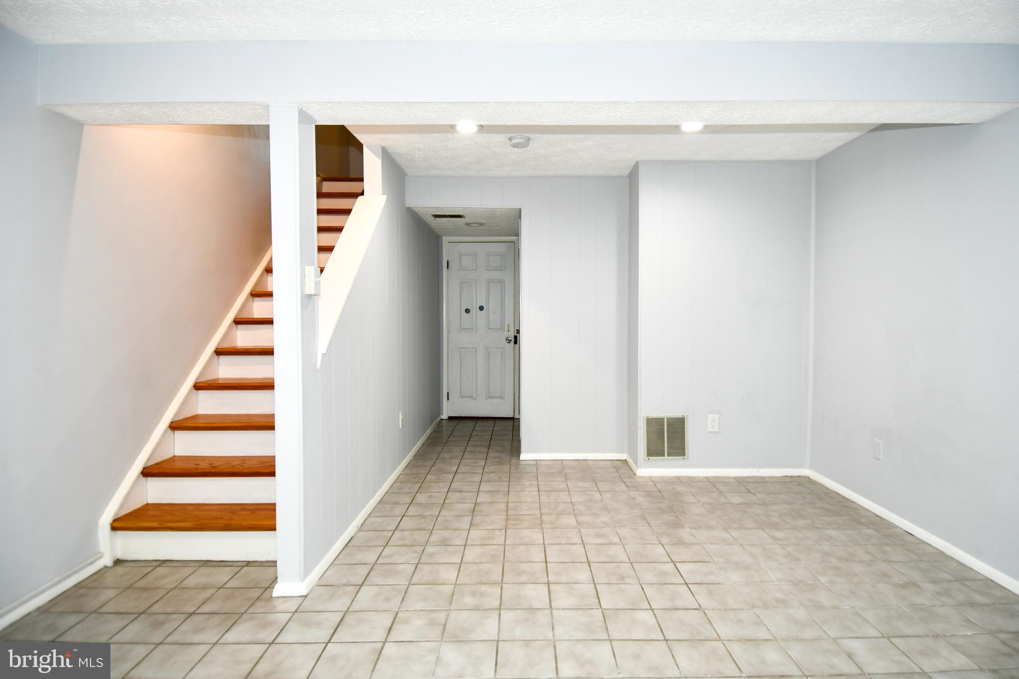 8317 Windfall Road Springfield, VA 22153 - Photo 28 of 35