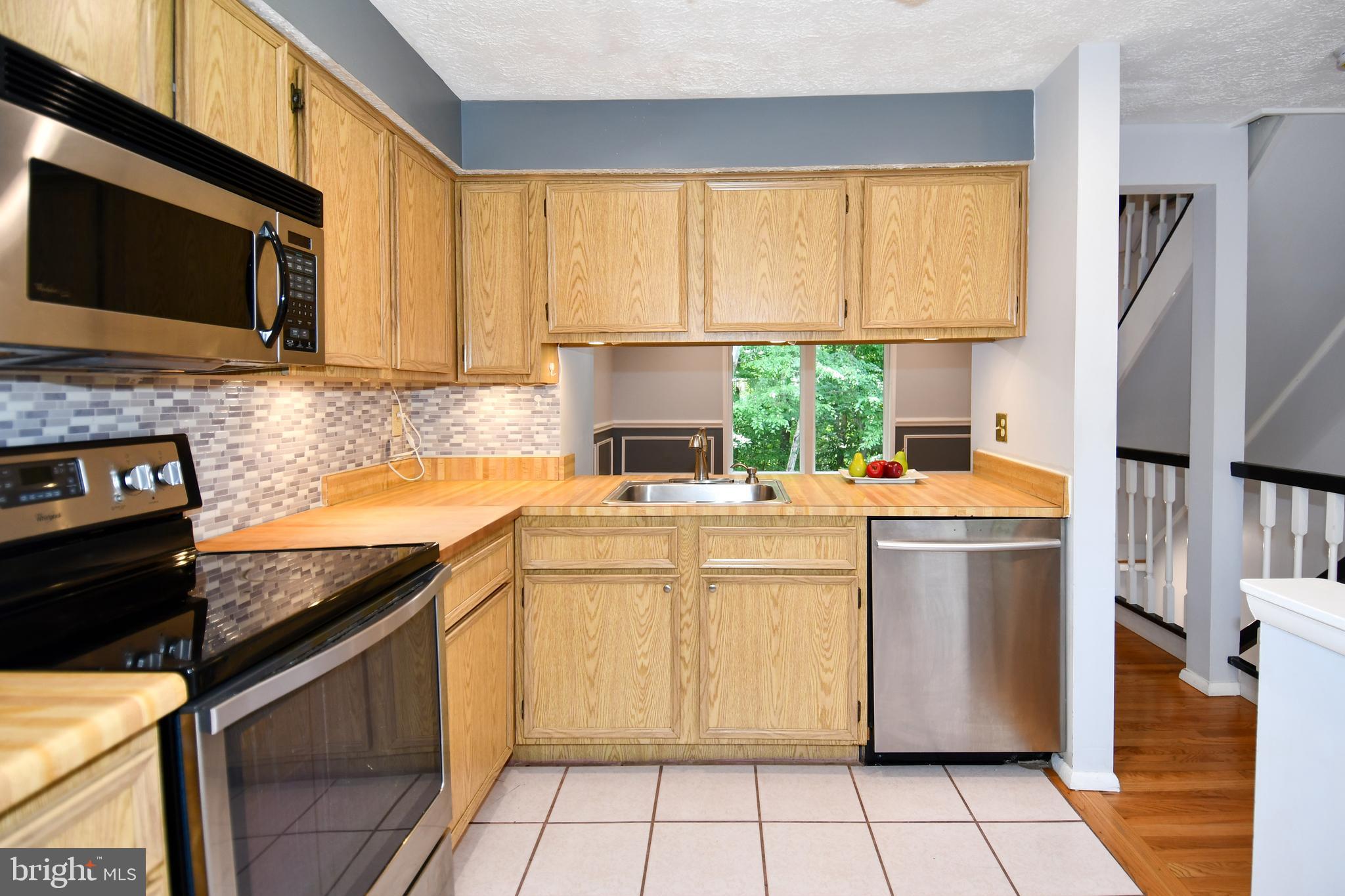 8317 Windfall Road Springfield, VA 22153 - Photo 7 of 35