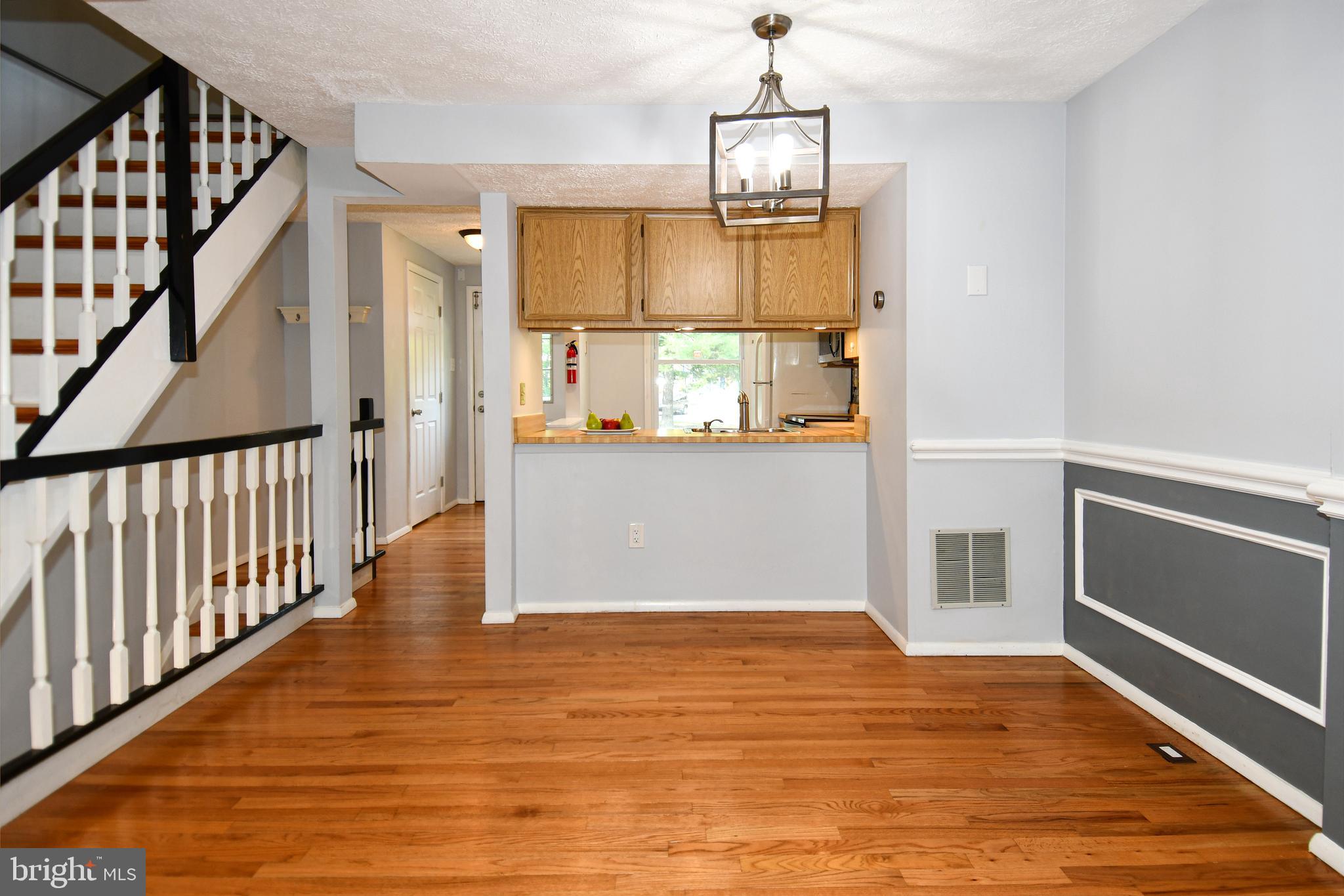 8317 Windfall Road Springfield, VA 22153 - Photo 8 of 35