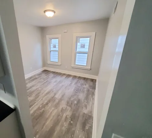 $1,850 | 402 Huntington Street, Unit 2, New Haven, CT 06511