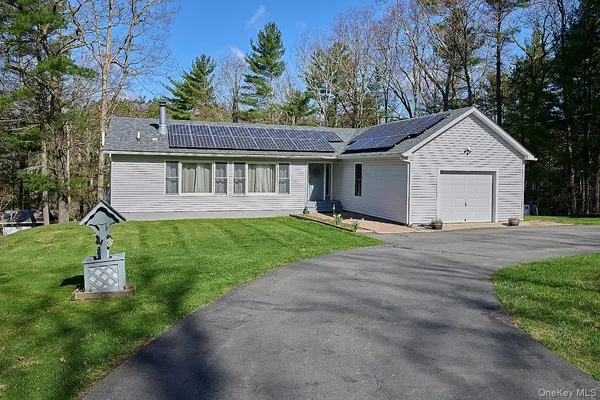 $449,900 | 39 Pitio Road, Glen Spey, NY 12737