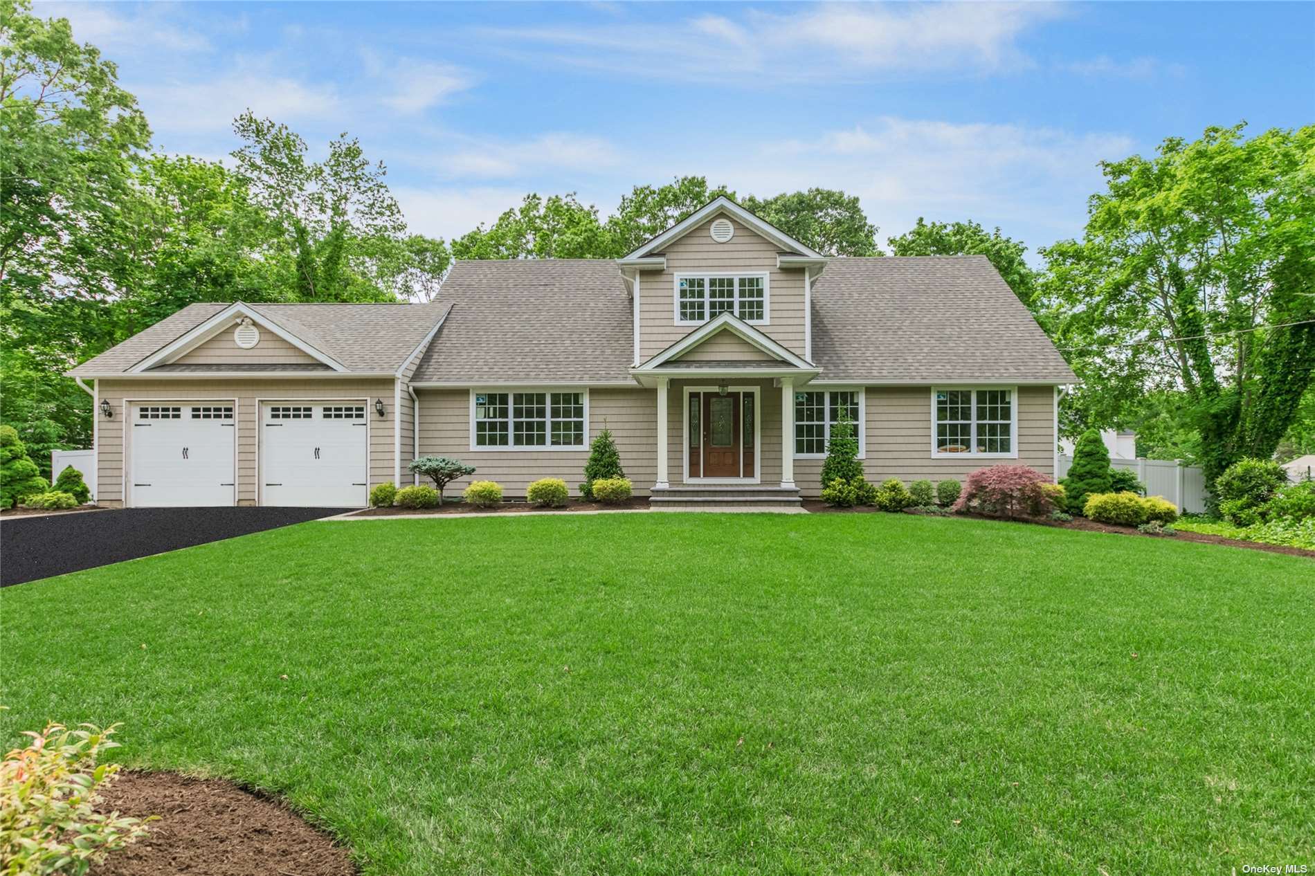 124 Rustic Road Centereach, NY 11720 - Photo 1 of 1 Gallery Image 1