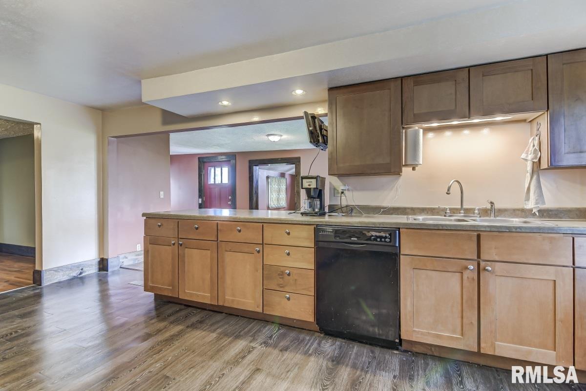 11200 Knoles Road Petersburg, IL 62675 - Photo 11 of 38 Gallery Image 11
